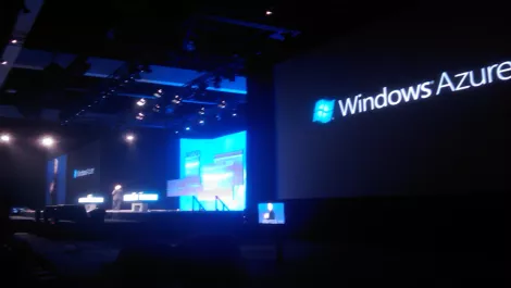 20081027rayozzieannounceswindowsazureatpdc2008