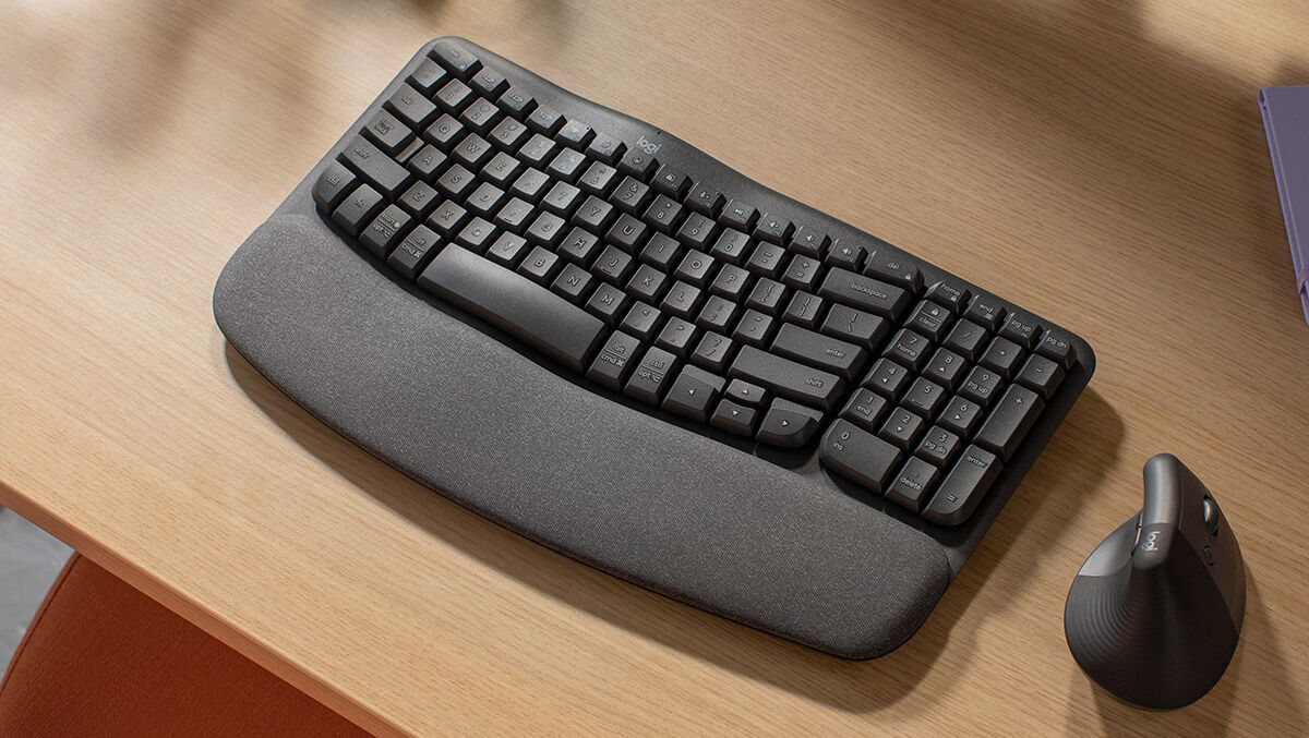 Hands-on review: Logitech Waves Keys ergonomic keyboard