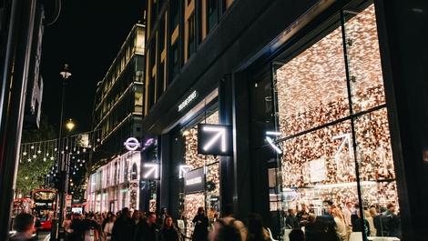 Futurestores launch  annabelstaff 190010 1 external dots oxford street view