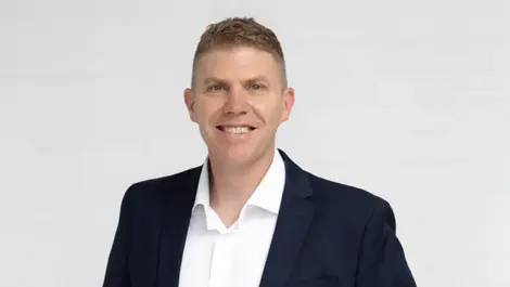 Ps   joseph lyons   headshot