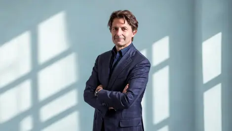 Vertiv unveils double-stack busway for AI data centres